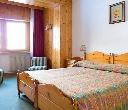 Scoiattolo Hotel 3*