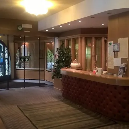 Scoiattolo Hotel 3*