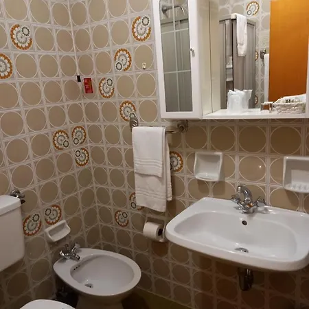 Scoiattolo Hotel 3*
