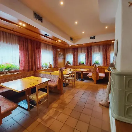 Hotel Scoiattolo Falcade
