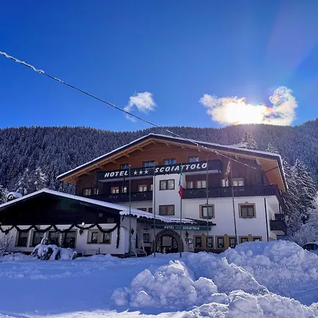 Scoiattolo Dolomites Experience Hotel Falcade