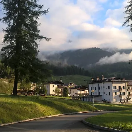 Hotell Scoiattolo Dolomites Experience 3*